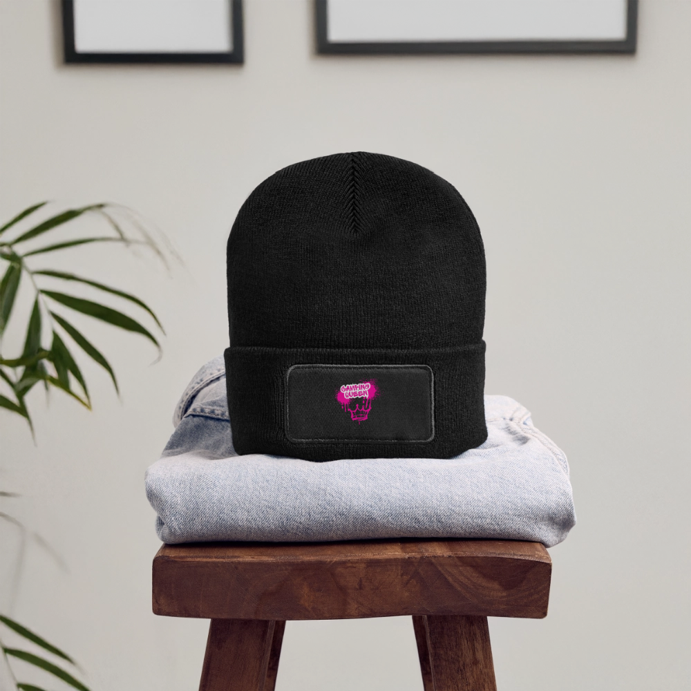CAMPING QUEEN | Recycelte Patch Beanie - Schwarz