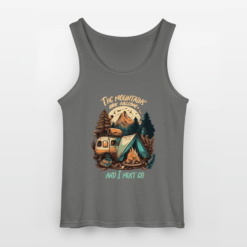 THE MOUNTAINS ARE CALLING | Gildan Männer Tank Top - Anthrazit