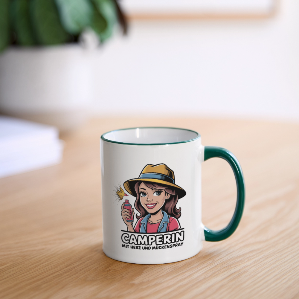 Camperin mit Herz und Mückenspray I Tasse zweifarbig - Weiß/Dunkelgrün